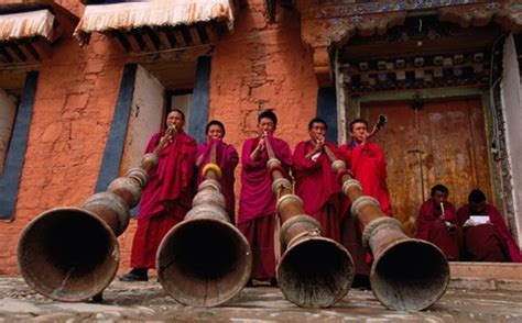 Sikkim Festivals: Amazingg Facts about Culture of Northeast India