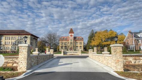 Lakeland College Entrance Construction Project | Boldt