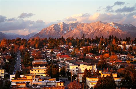 Vancouver Mountains with Snow at Sunset | During Winter and … | Flickr