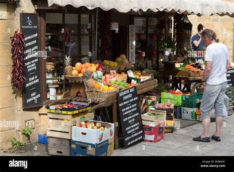 Broadway cotswolds village worcestershire england uk gb Stock Photo - Alamy