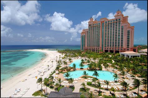 The Cove Atlantis | Bahamas Honeymoons | Honeymoon Dreams