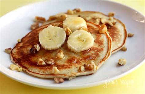 Paleo Pancakes with Nuts and Bananas | Days To Fitness