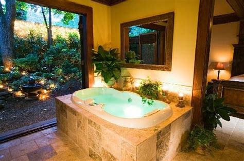 TOP Hotels with Jacuzzi in Room in Asheville, NC ️ 2024