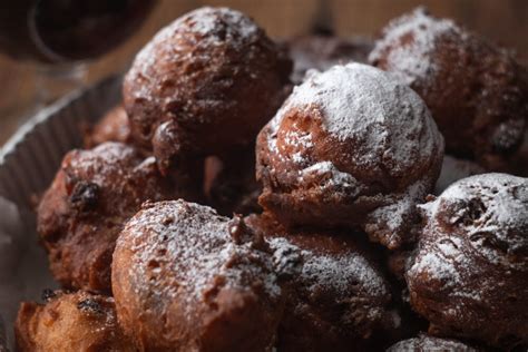 Oliebollen: Dutch Doughnuts | the Sunday Baker