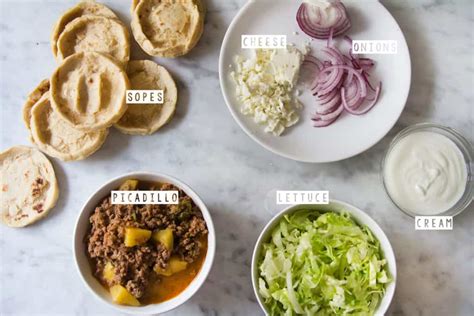 The Delicious History Of Sopes: A Traditional Mexican Food – UnomAstaQuizA