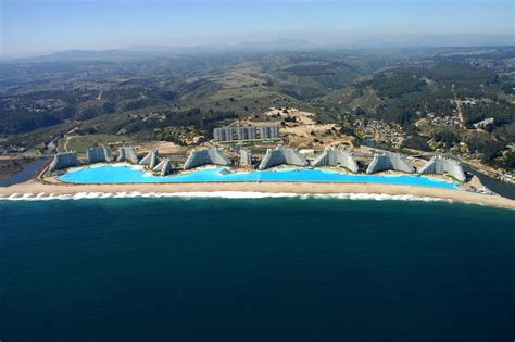 The world's largest swimming pool - San Alfonso del Mar Resort in Chile ...