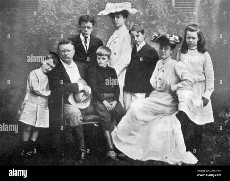 President Theodore Roosevelt and his family at Oyster Bay, circa 1903 ...