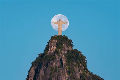 Christ the Redeemer Statue in Brazil - How to Visit, History, & Facts