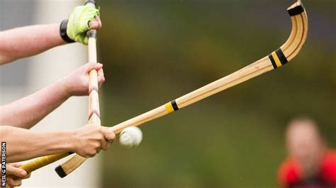 BBC Sport - Shinty: How might equipment and technology change the game?