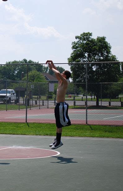 Tips On How To Do A Backflip On A Trampoline Safety | How Long Will It ...