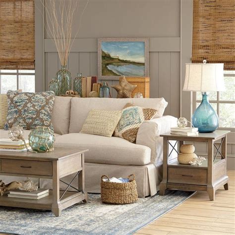 48 The Best Coastal Theme Living Room Decor Ideas - HOMYHOMEE