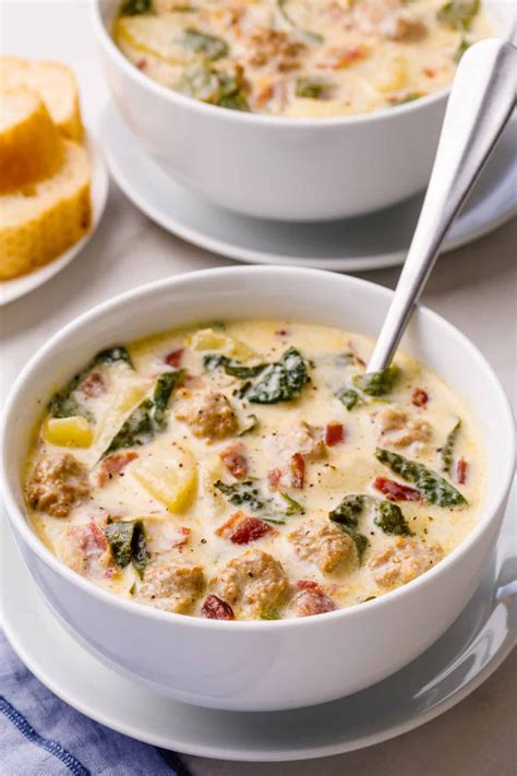 Simple Olive Garden Zuppa Toscana Soup | All Things Mamma