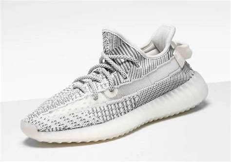 Yeezy Boost 350 V2 Static Kijiji Buy Sell Save with