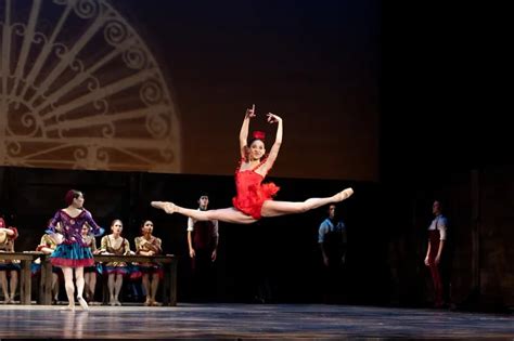 Review: Philadelphia Ballet’s new 'Carmen' is colorful, sexy, and beautiful