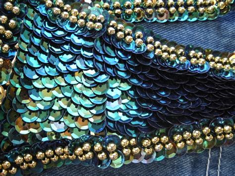 Naima's Bellydance Blog: Beading Tutorial: Fish Scales