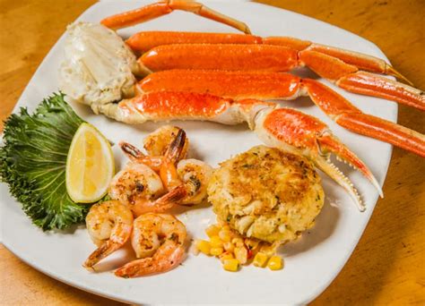 Charleston Crab House - Waterfront Dining | Charleston Area CVB