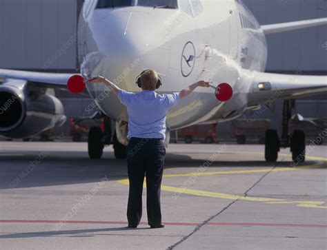 Airport ground crew - Stock Image - T610/0383 - Science Photo Library