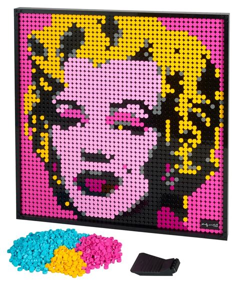 Build Your Pop-Art Passion With These New LEGO Art Mosaics