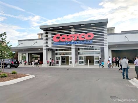 Opening of a new Costco Warehouse in Thorncliffe Park - The Flying Couponer