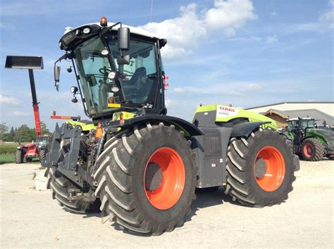 Claas Xerion 5000 Trac VC – Tractor – Maple Lane Farm Service