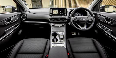 Hyundai Kona Electric Interior & Infotainment | carwow