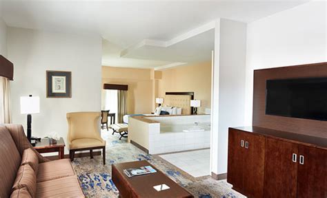 Atheneum Suite Hotel | Luxury Detroit Hotel