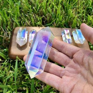 8 Pranic Healing Crystals | We Reviewed Them All (2022)