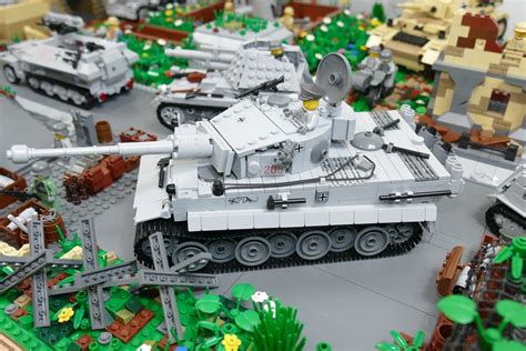 Flickriver: Photoset 'LEGO WW2 Diorama' by CustomBricks.de