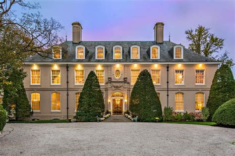 1927 Bois Doré by Architect Charles A. Platt For Sale in Newport, Rhode ...