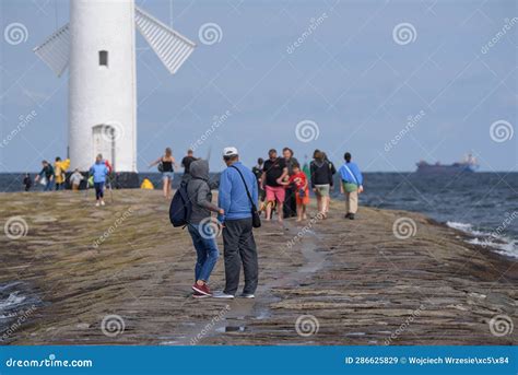 SUMMER in SWINOUJSCIE editorial stock image. Image of family - 286625829