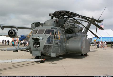 Sikorsky MH-53E Sea Dragon (S-65E/80) | Sikorsky, Military helicopter ...