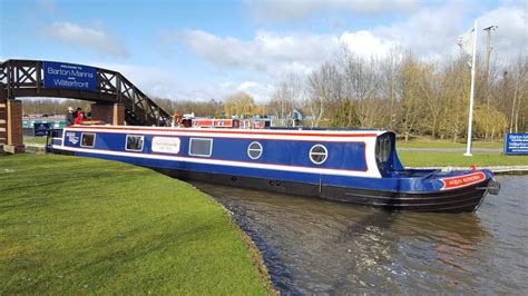 Luxury Canal Boat Hire & Holidays UK | Aqua Narrow Boats