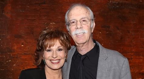 Who's Joy Behar’s husband, Steve Janowitz? Wiki: Net Worth, Age, Bio