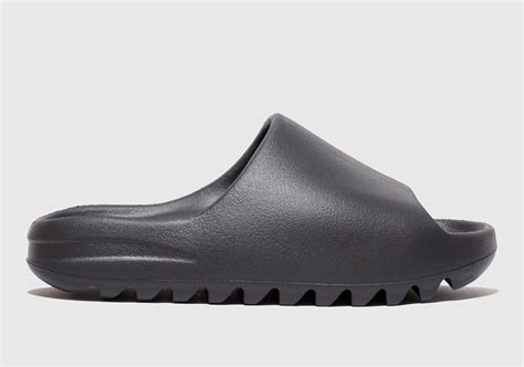 Yeezy Slides Onyx + Ochre + Pure Store List March 2022 | SneakerNews.com