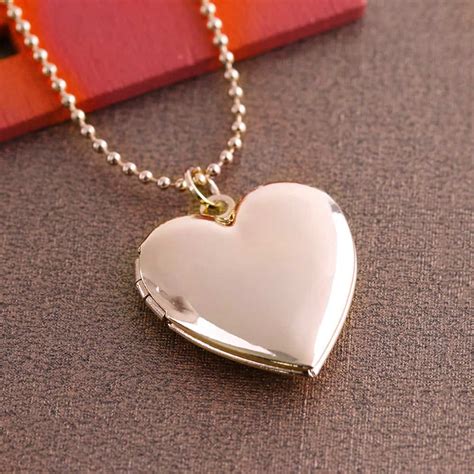 Heart Shaped Pendant Necklace | sebastian7