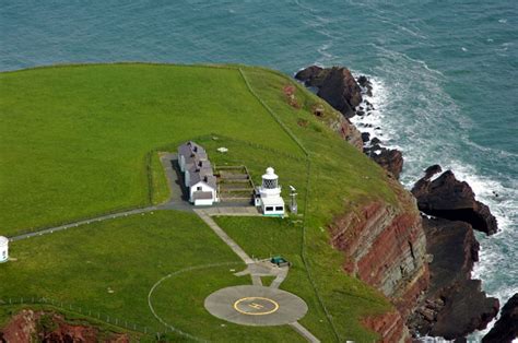 Lighthouse: St Ann's Head Lighthouse