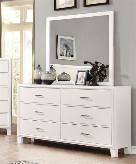 Wolson Contemporary 6-Drawer Dresser and Mirror in White | White ...