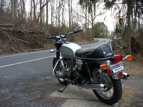 https://bringatrailer.com/listing/1974-bmw-motorcycle-r90-6/ Valve ...