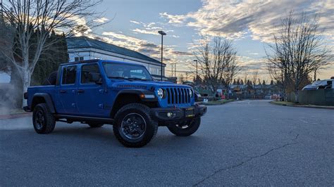 HYDRO BLUE PEARL Gladiator JT Club | Page 134 | Jeep Gladiator (JT ...