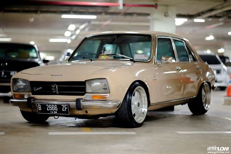 Peugeot 504 | Peugeot, Peugeot car, Retro cars