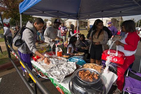 Tailgate Grills: Must-Haves - Red Brick Kitchen