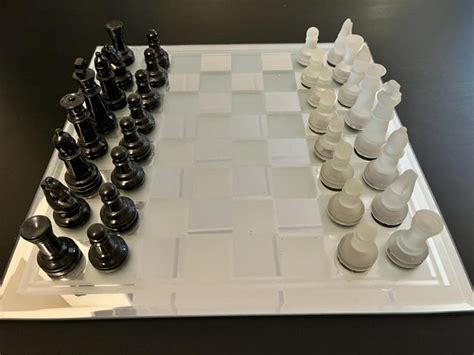 Glass Luxury Chess Board Set (mint) | Toys & Games | Edmonton | Kijiji