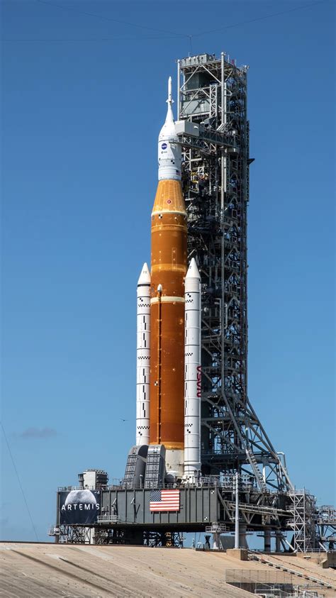 NASA’s Space Launch System Gets Tentative Launch Date of August 29th ...