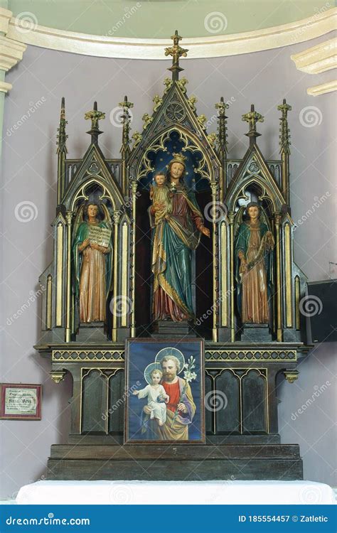 Altar Mary Queen Of The Holy Rosary At Holy Trinity Church In Krapinske ...