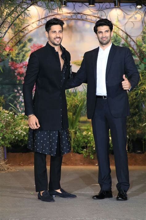 Sidharth Malhotra looked dapper in a black outift and Aditya Roy Kapur ...