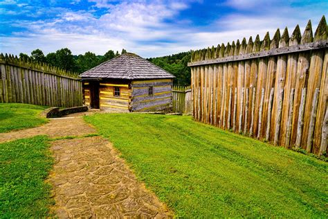 Ligonier, PA: Small Town Laurel Highlands Beauty - Around the World "L"