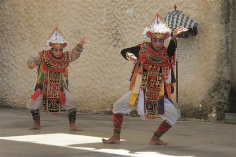 Tari Baris, Simbol Ketangguhan Prajurit Bali - Indonesia Kaya