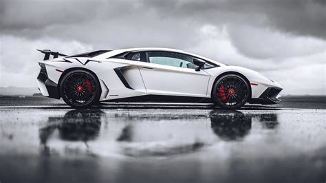 Lamborghini Aventador SV HD Wallpaper