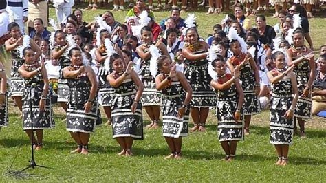 from Tongan culture & tradition. | Tongan culture, National clothes ...