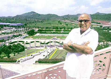 Ramoji Rao Biography, Wiki, Age, Height, Family, Wife, Net Worth